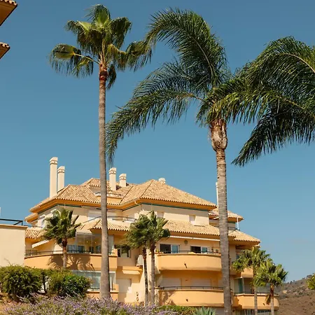 Apartman Luxurious Frontline Golf In Elviria Marbella