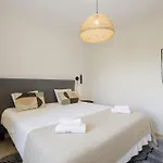 Luxurious Frontline Golf In Elviria Marbella