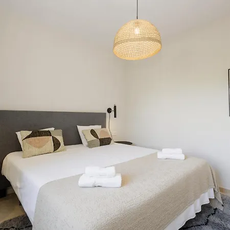 Luxurious Frontline Golf In Elviria 마르베야