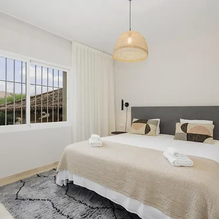 아파트 Luxurious Frontline Golf In Elviria