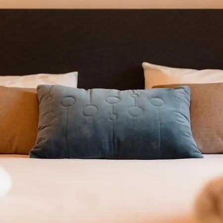 Luxurious Frontline Golf In Elviria *