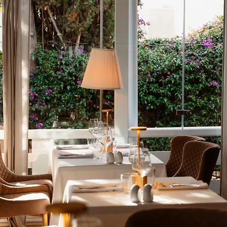 아파트 Luxurious Frontline Golf In Elviria