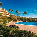 Luxurious Frontline Golf In Elviria Lägenhet Marbella