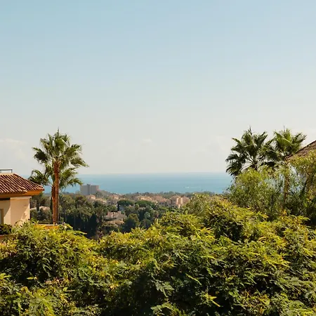 דירה Luxurious Frontline Golf In Elviria *