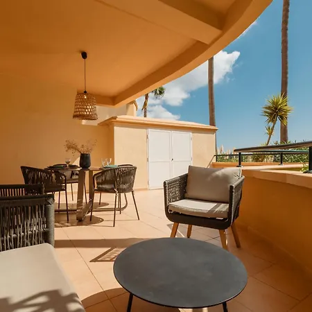 Luxurious Frontline Golf In Elviria Apartment *
