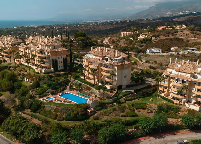 דירה Luxurious Frontline Golf In Elviria *