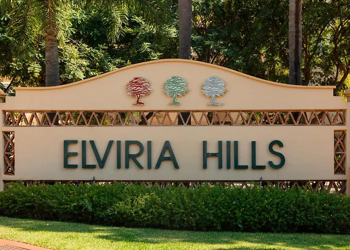 Luxurious Frontline Golf In Elviria Apartament *