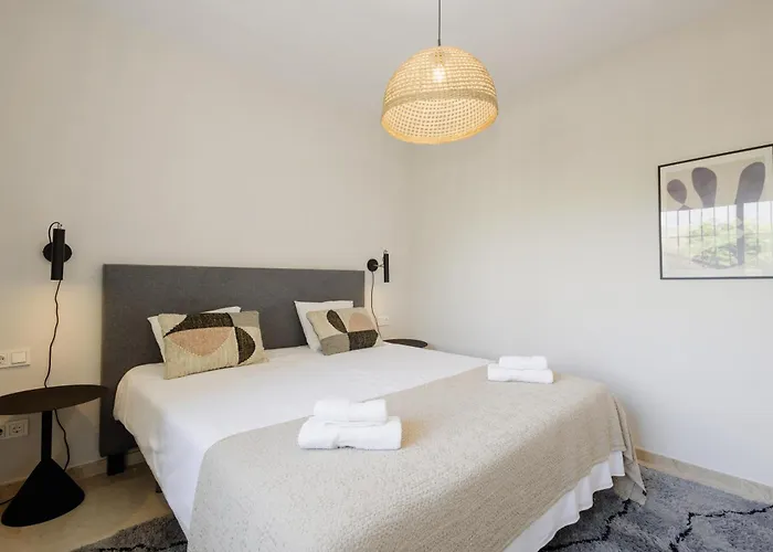 Luxurious Frontline Golf In Elviria Marbella