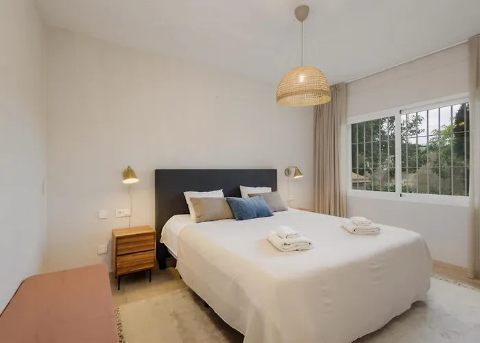 דירה Luxurious Frontline Golf In Elviria *