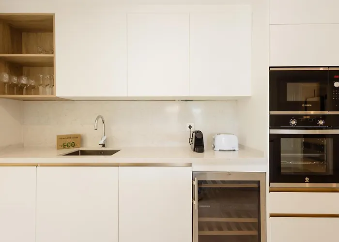 Luxurious Frontline Golf In Elviria Apartament