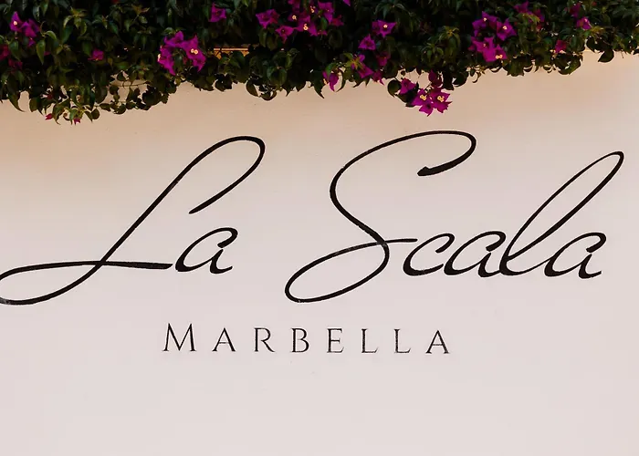 Luxurious Frontline Golf In Elviria