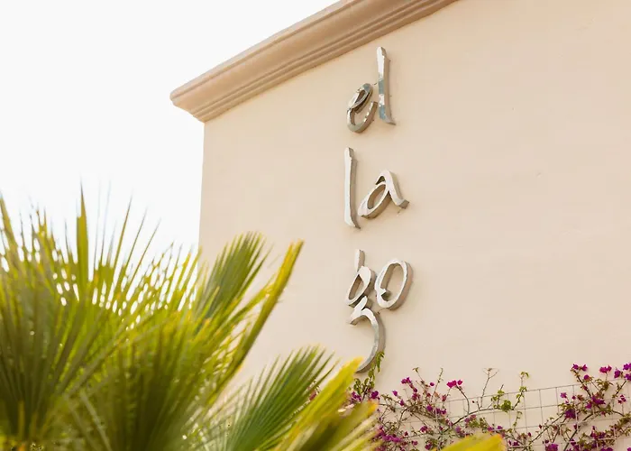 Luxurious Frontline Golf In Elviria Apartament *