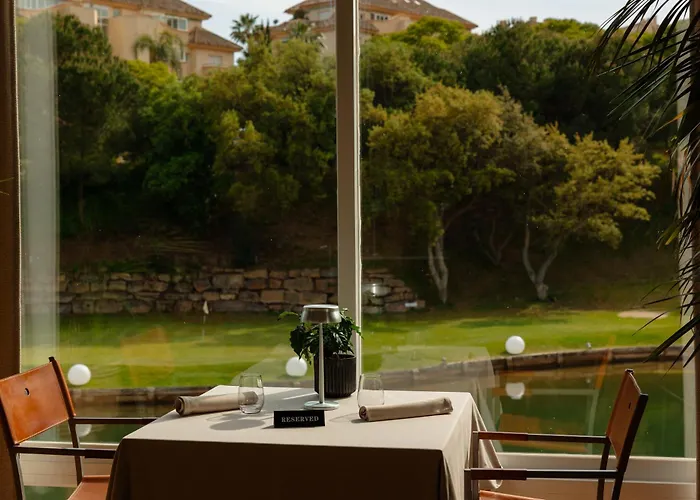 Luxurious Frontline Golf In Elviria Apartamento Marbella